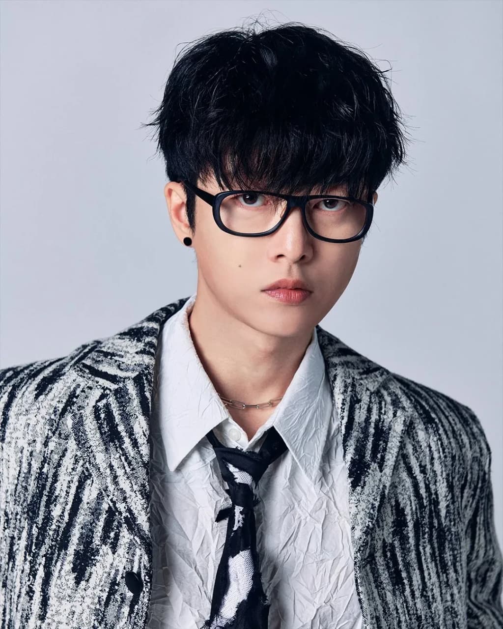 하현우 프로필
