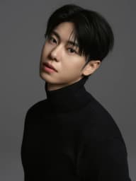 동현 프로필