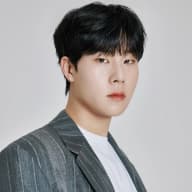 이주헌 프로필